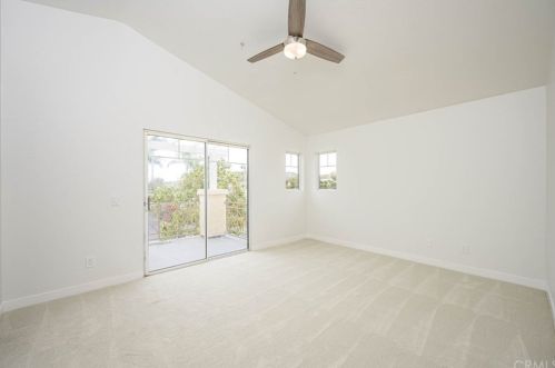 2025 Avila Pl, Oxnard CA 93036-2487 exterior