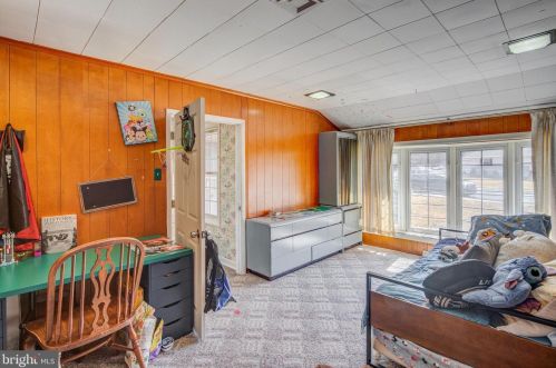 631 Edge Park Dr, Tavistock NJ  exterior