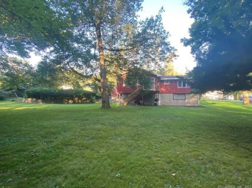 154 Scott Rd, Waterbury, CT 06705-3205