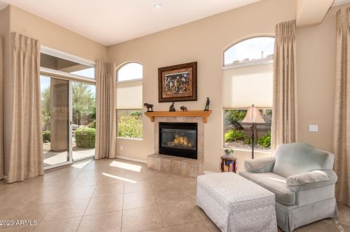 15641 Cactus Dr, Scottsdale AZ 85268-3166 exterior