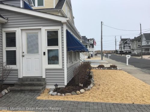 115 8th Ave, Normandy Beach, NJ 08739