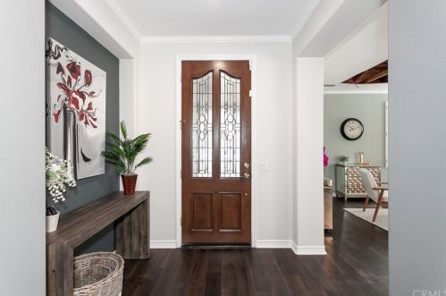 24484 Gable Ranch Ln, Santa Clarita, CA 91354-1596