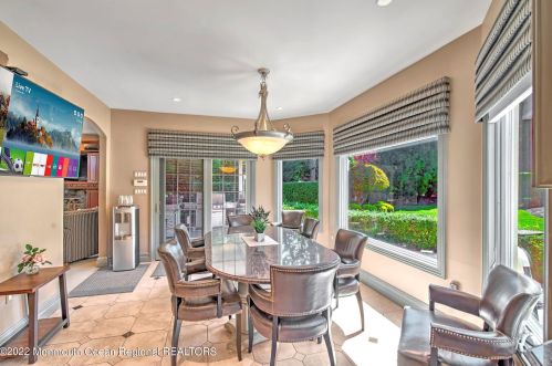 24 Dora Ln, Holmdel Village NJ  07733-1671 exterior