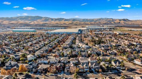 447 Henley Pkwy, Grayson CA  95363-8828 exterior