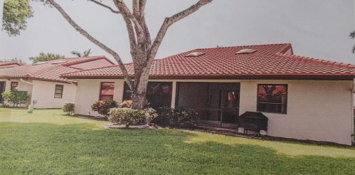 6364 Kings Gate Cir, Delray Beach FL  33484-2429 exterior