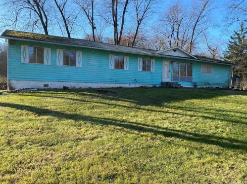 49 Wickham Dr, Warwick, NY 10990-2138