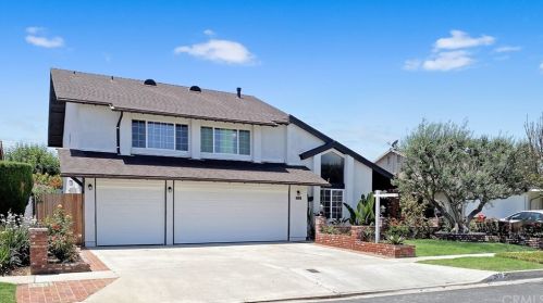 2612 230th St, Torrance, CA 90505-2954