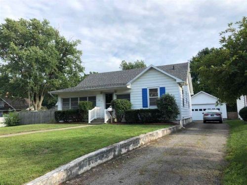 415 8th St, Rochester, IN 46975-1430