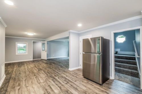 12 Icehouse Rd, Norwich CT  06351-3207 exterior