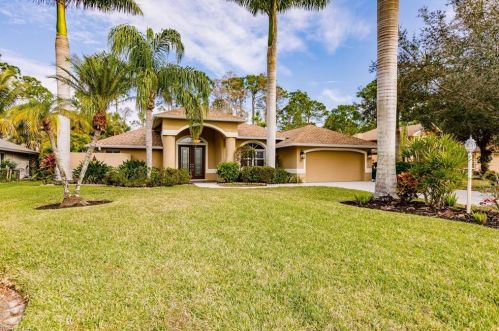 117 Heritage Way, Naples, FL 34110-1376