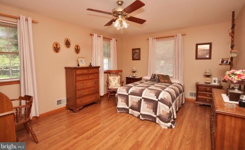 2503 Pennsylvania Ave, West Deptford NJ  08096-4753 exterior