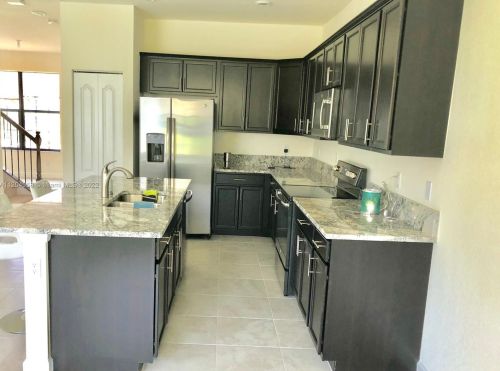 10143 Villa Cir, Vero Beach, FL 32966-3132
