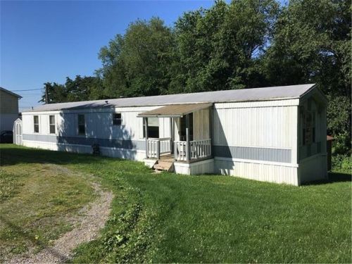 106 Hoffman Ln, Renfrew, PA 16053-9230