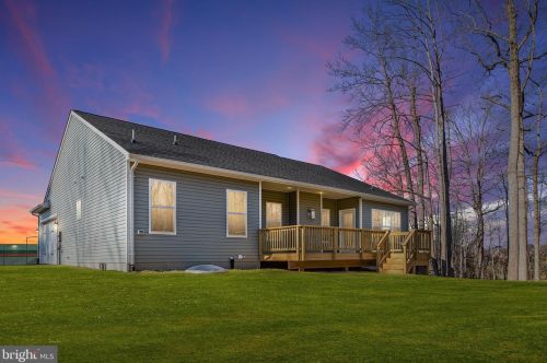 11331 Chancellor Meadows Ln, Locust Grove, VA 22508-3051