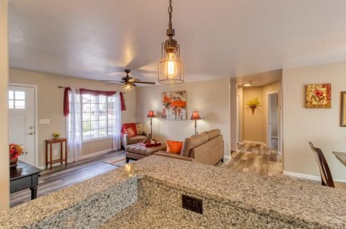 921 Cayuga Dr, Pueblo CO 81007-3130 exterior