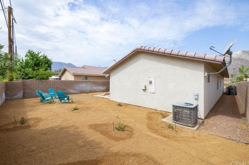 53140 Avenida Martinez, La Quinta CA  92253-5420 exterior