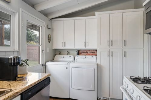 523 Devon Rd, Orange CA  92868-4148 exterior