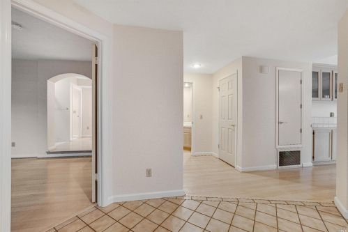 2080 Stonefield Ln, Santa Rosa, CA 95403-0951