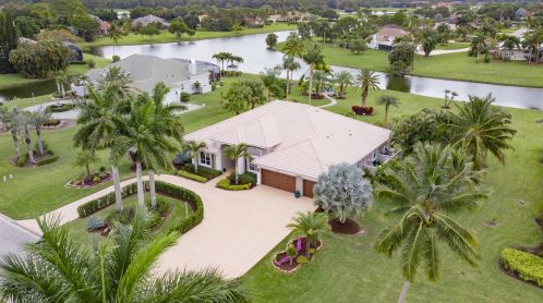 7830 Woodsmuir Dr, West Palm Beach FL  33412-1640 exterior