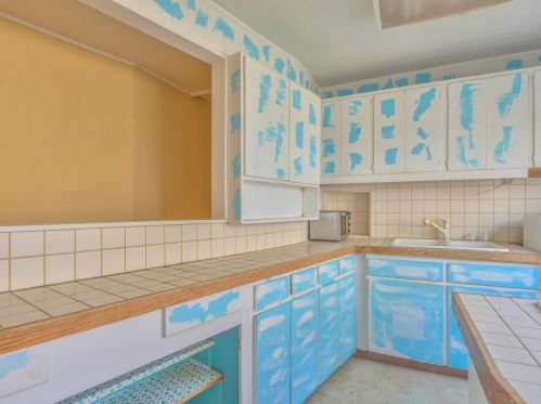 1046 Balboa Ave, Del Monte Park CA  93950-2102 exterior