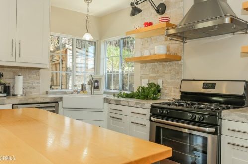 3554 El Caminito, Glendale CA 91214-1714 exterior