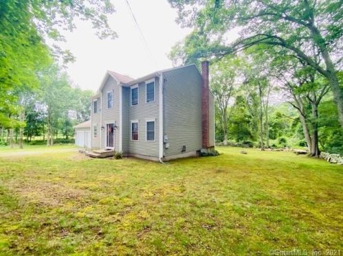 675 Margaret Henry Rd, North Sterling, CT 06377-1706
