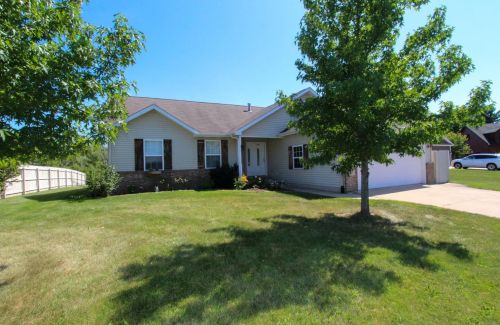 519 Carrington Ln, Valpo, IN 46385-7065