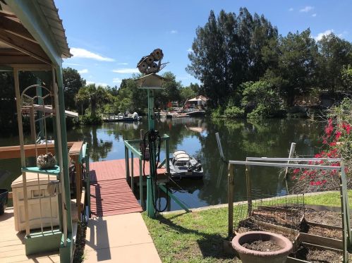 14802 Old Dixie Hwy, Port Richey, FL 34667-1057