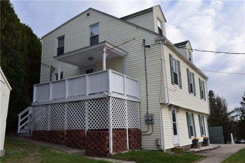 1928 Mendon Rd, Woonsocket RI  02895-3923 exterior