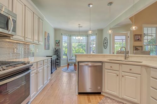 175 Oak Pt Lndg Dr, Mount Pleasant SC 29464-6279 exterior