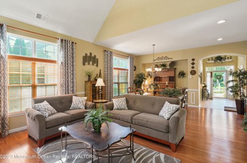 69 Forsgate Way, Lakewood NJ  08701-3873 exterior