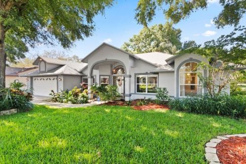 1235 Red Dandy Dr, Orlando, FL 32818-6939