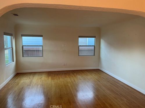 3329 Cerritos Ave, Long Beach, CA 90755-4701