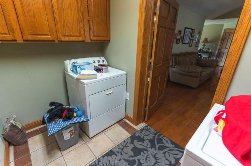 16900 Thompson Ridge Rd, Laurelville OH  43135-9238 exterior