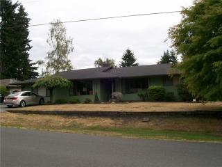 2114 122nd Pl, Everett, WA 98208-6237