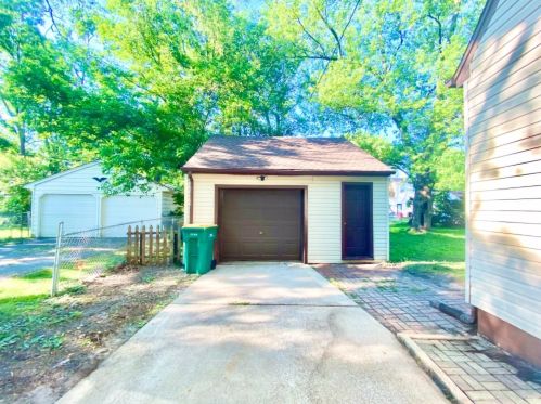 2139 Inner Cir, Hammond IN  46321-3214 exterior