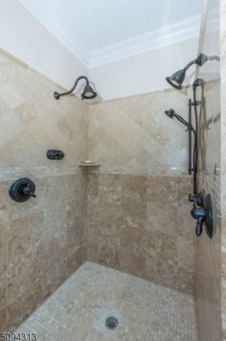 17 Kennedy Rd, Greystone Park NJ  07950-2311 exterior