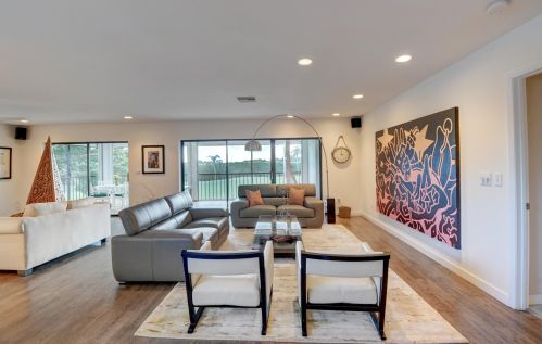 27 Westgate Ln, Boynton Beach, FL 33436-6385