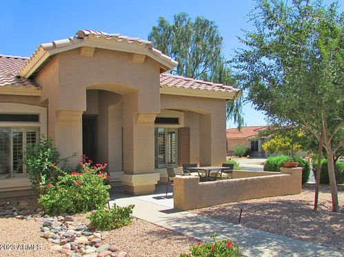 5075 Peachwood Dr, Gilbert, AZ 85298-5301