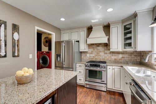 848 Brookridge St, Green Bay, WI 54301-2030