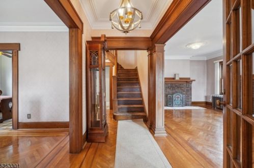 308 Elmwood Ave, Maplewood, NJ 07040-1820