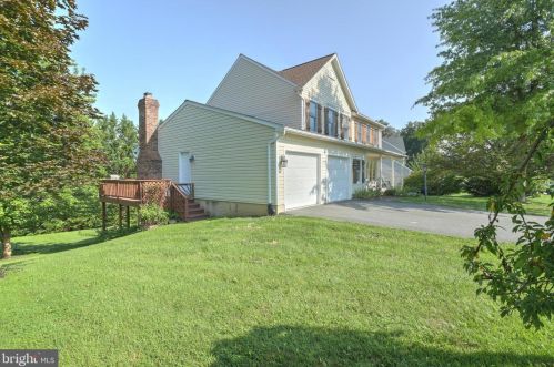 302 Shaffer Dr, Tolna, PA 17349-9459
