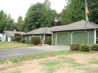8427 Valley Green Dr, Olympia, WA 98513-9008