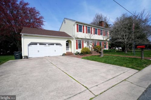 102 Bradley Ln, Lewes, DE 19958-1228