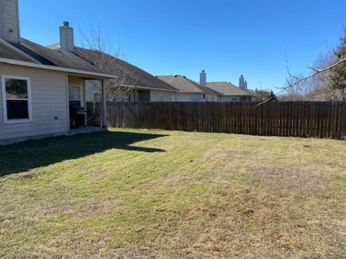 11500 Lapoynor St, Webberville TX  78653-4998 exterior