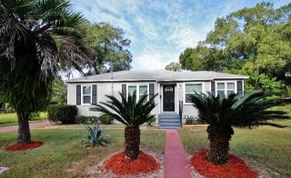 1041 Lake Forest Blvd, Jacksonville FL  32208-2728 exterior