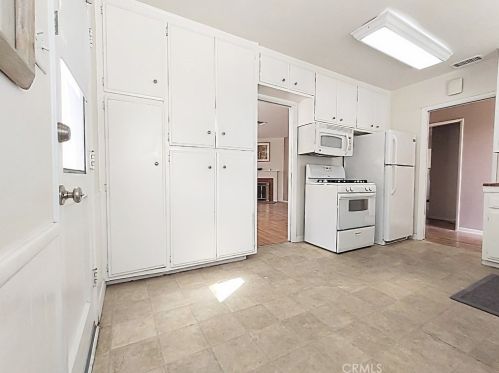 3231 166th St, Torrance CA  90504-1729 exterior