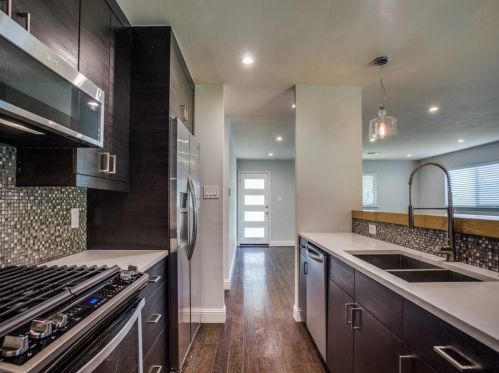 500 Salem Dr, Richardson TX  75080-3431 exterior