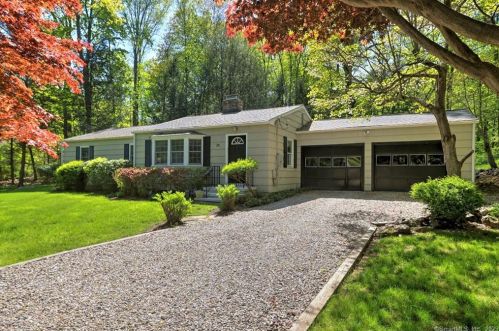 28 Shields Ln, Ridgefield, CT 06877-2628