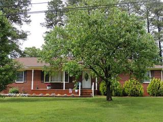 5220 Bingham Dr, Portsmouth, VA 23703-3512